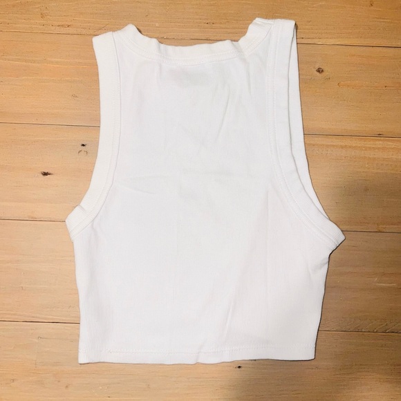 Princess Polly Ribbed Cropped Tank - Picture 2 of 3